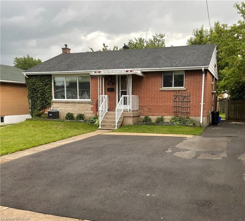 Property Photo:  132 Howe Avenue A  ON L9A 1X6 