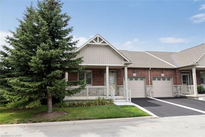 Property Photo:  19 Stickland Lane  ON L0R 1C0 