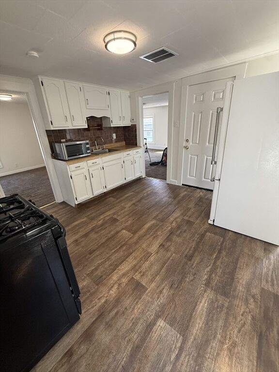 Property Photo:  321 Lawrence St. 3  MA 01852 