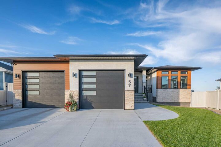 Property Photo: 57 Hamptons Gate SE AB T1B 0N7