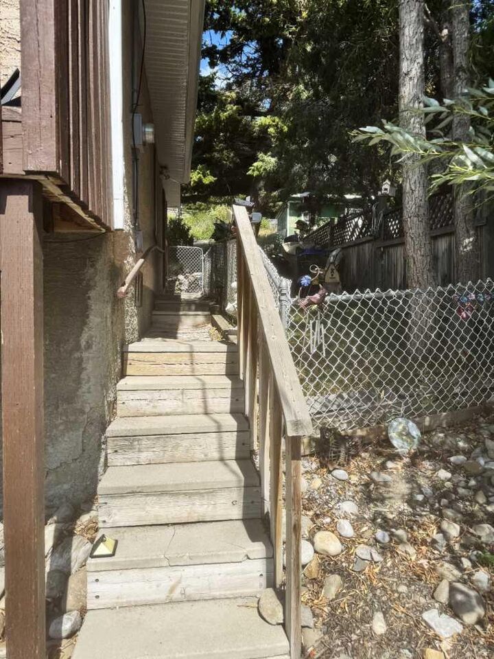 Property Photo:  6505 22 Avenue  AB T0K 0M0 