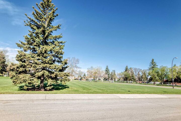 Property Photo: 1508 45 Street SE AB T2A 1N2