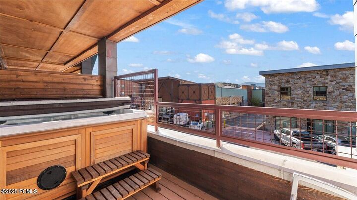 Property Photo: 1476 Newpark Boulevard 210 UT 84098