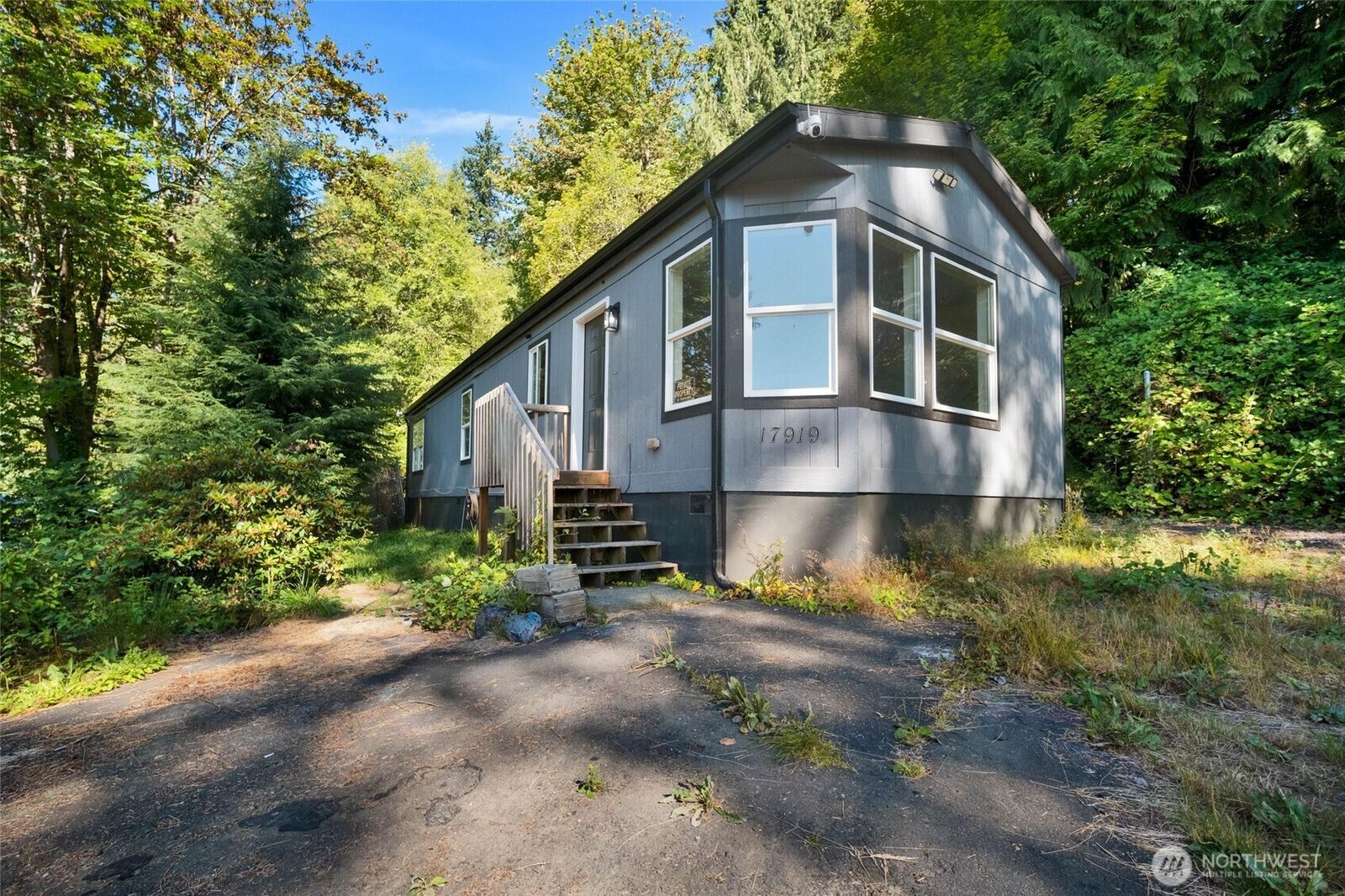 Property Photo: 17919 121st St NE NE WA 98223