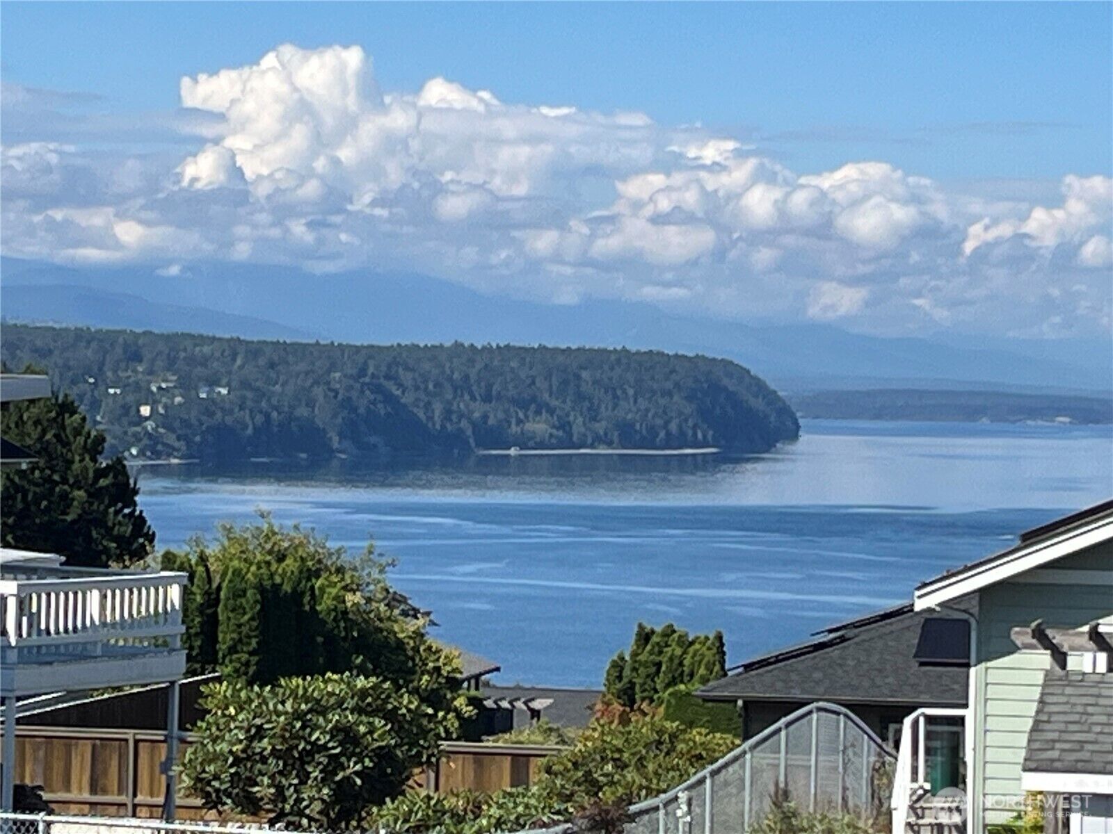 Property Photo:  200 N Rhododendron Drive  WA 98368 