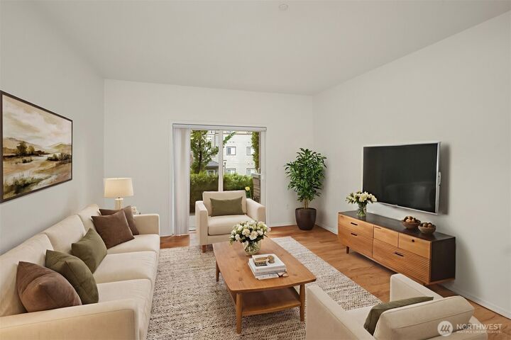 Property Photo: 1731 10th Avenue NE B115 WA 98029
