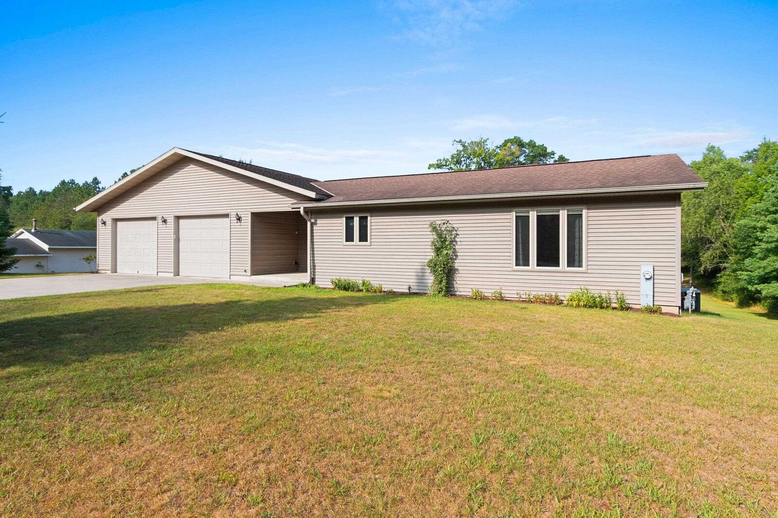 Property Photo: N7455 Sikowski Lane WI 54114