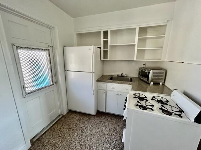 Property Photo: 2023 Taylor Street FL 33020