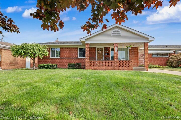 Property Photo:  3592 Lenore Street  MI 48122 