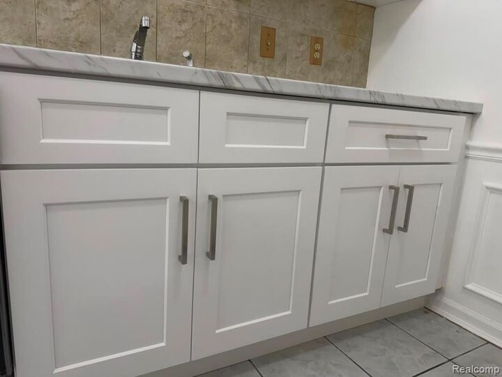 Property Photo: 43284 Mound Road MI 48314