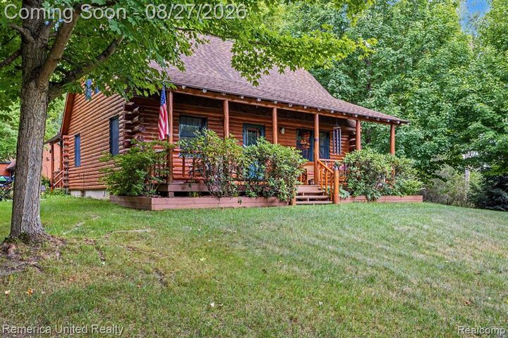 Property Photo:  10373 Twin Lakes Drive  MI 48463 
