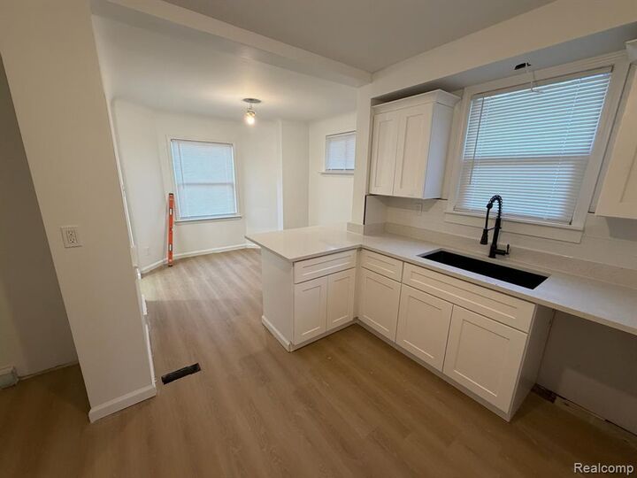Property Photo: 9869 Yorkshire Road MI 48224