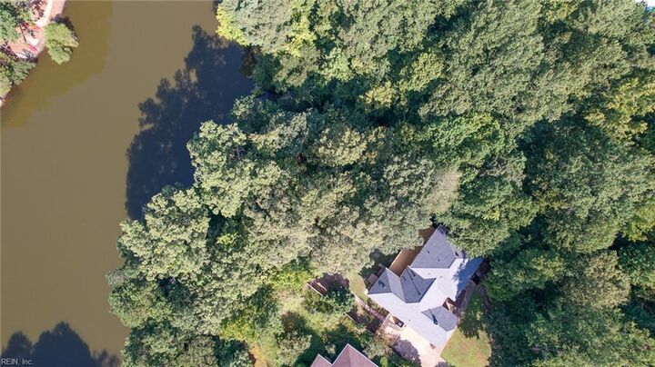 Property Photo: 4904 Whitehaven Cir VA 23188