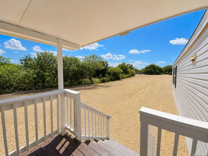 Property Photo: 449 Hurst Ln TX 78155