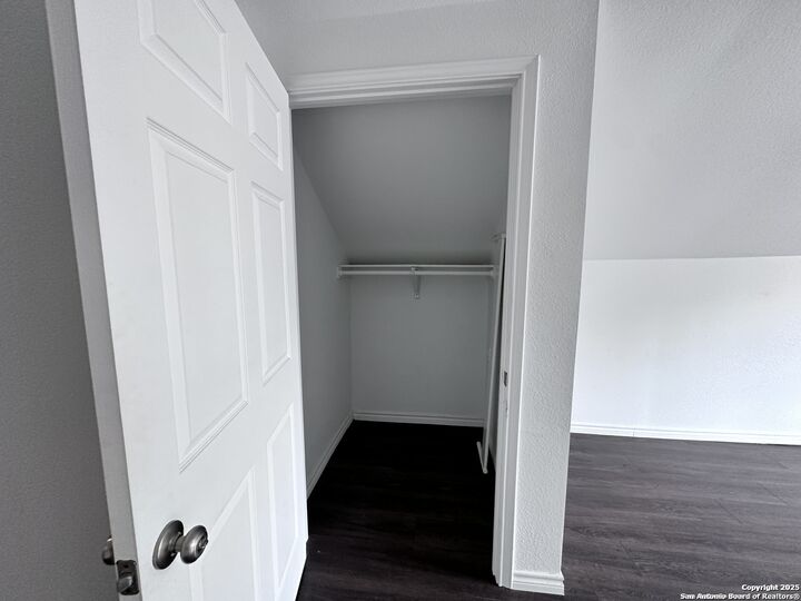 Property Photo:  2419 S Presa Street 201  TX 78210 
