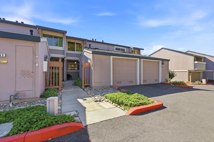 Property Photo: 1349 Merrivale West Square CA 95117