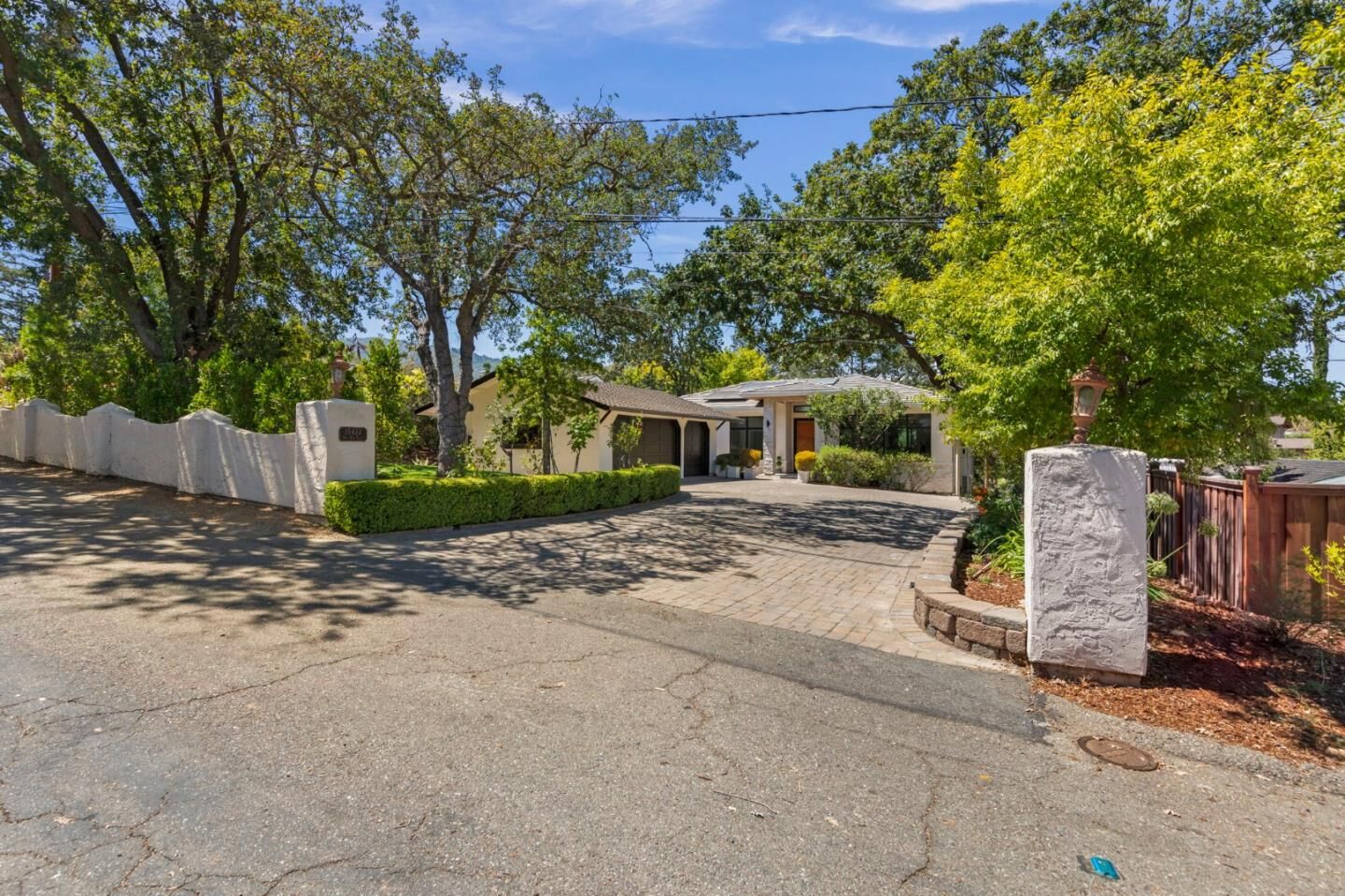 Property Photo: 15477 One Oak Lane CA 95030