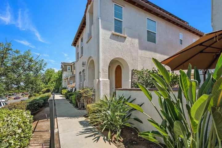 Property Photo:  1494 Mosaic Glen  CA 92029 