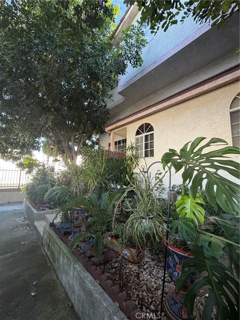 Property Photo: 12042 Orange CA 90650