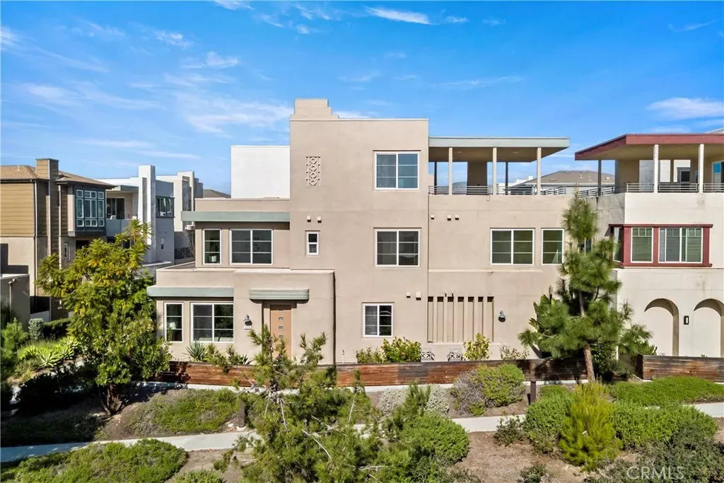 Property Photo:  608 Cultivate  CA 92618 