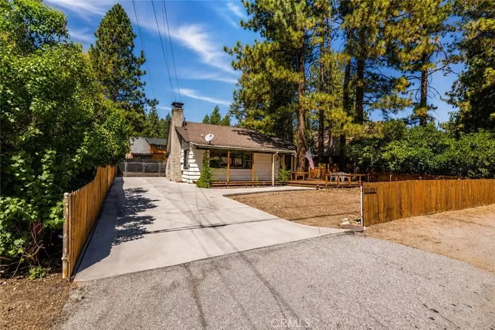 Property Photo: 1029 Sierra CA 92314