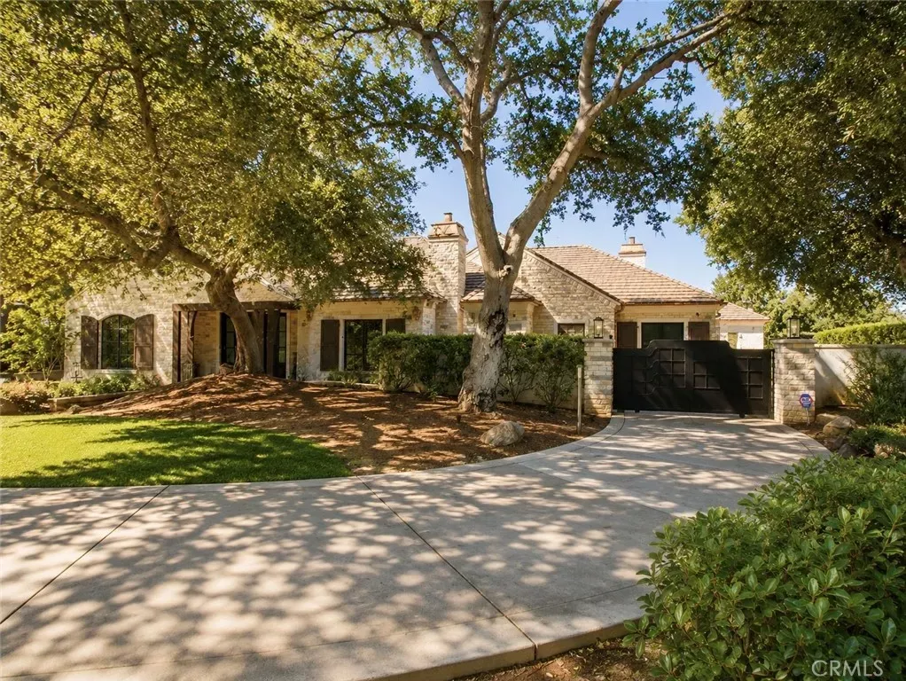 Property Photo:  1104 Rancho Road  CA 91006 