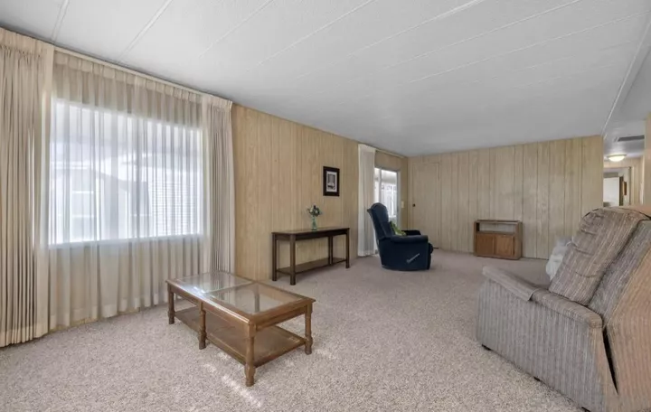 Property Photo: 1440 S Orange Ave 11 CA 92020