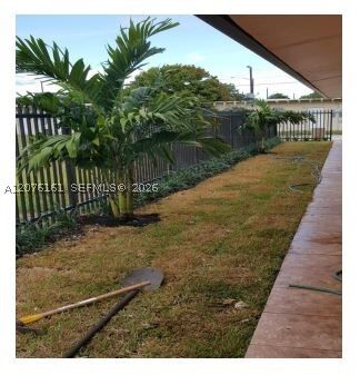 Property Photo:  513 SW 6th Ave 6  FL 33030 