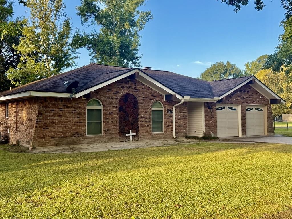 Property Photo: 1417 Shelly Drive TX 77632