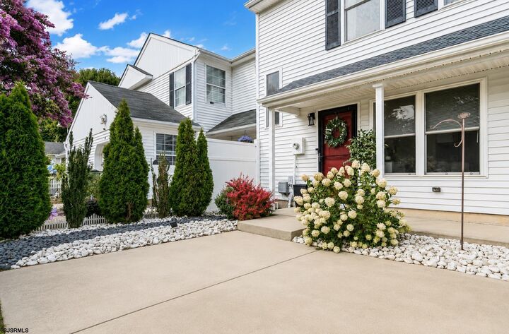 Property Photo:  16 Allison Pl  NJ 08234 