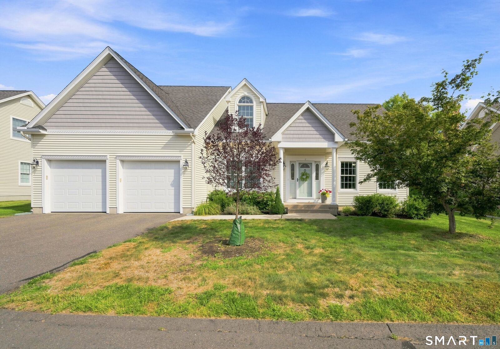 Property Photo: 4 Charles Court 4 CT 06078