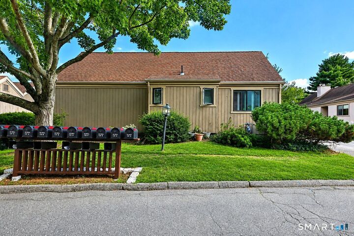 Property Photo:  138 Bison Lane B  CT 06614 