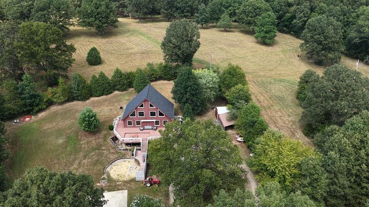 Property Photo:  405 Private Road 63-106  MO 65791 