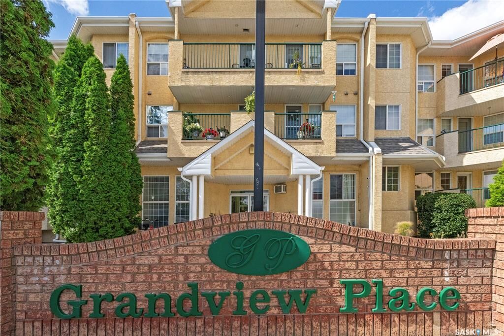 Property Photo:  100 1st Avenue S 114  SK S0K 2T0 