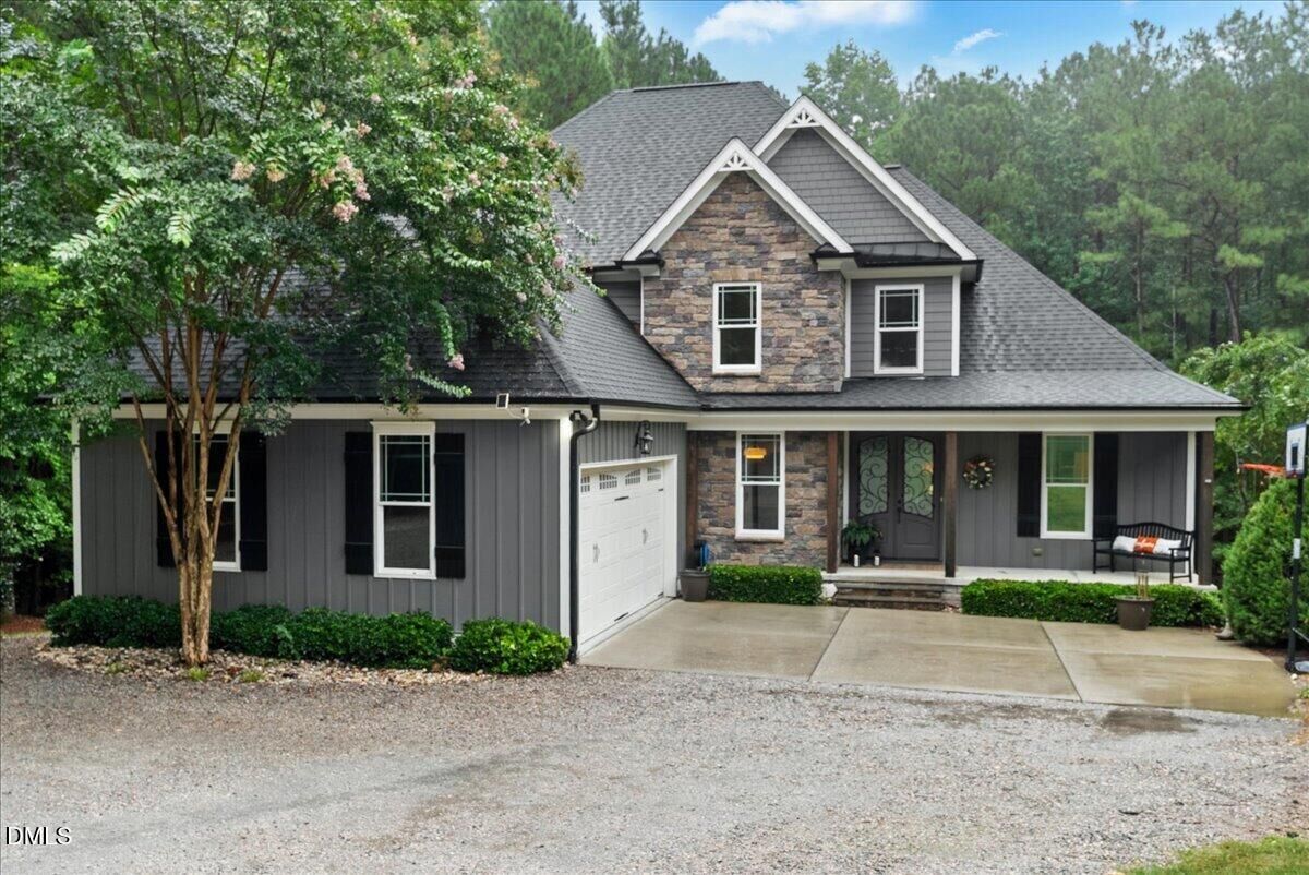 Property Photo: 4002 Stoneway Court NC 27587
