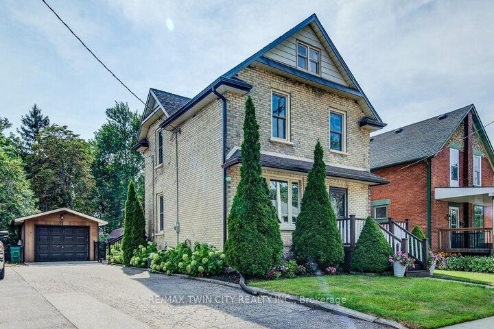 12 Queen Mary Street — photo 1