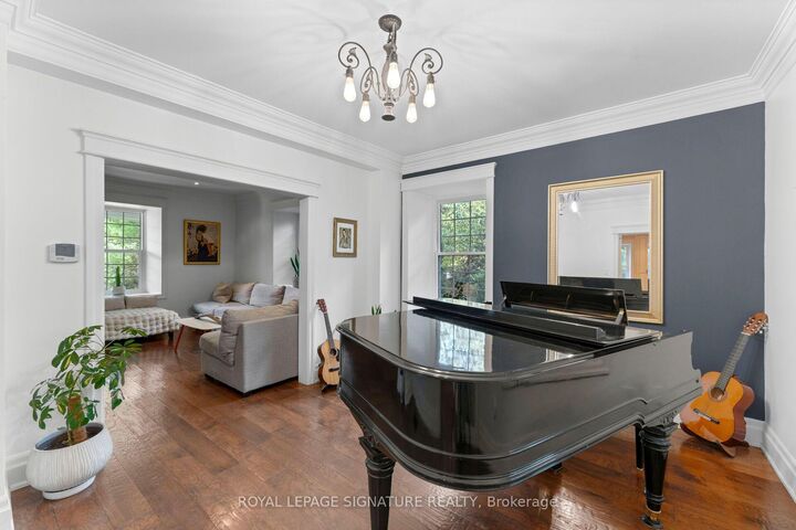 Property Photo: 164 Fisher Mills Road ON N3C 1E2