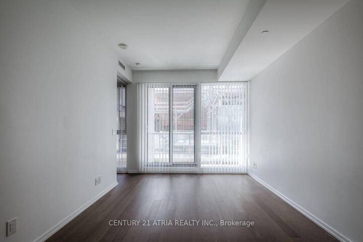 Property Photo: 70 Temperance Street 2508 ON M5H 0B1