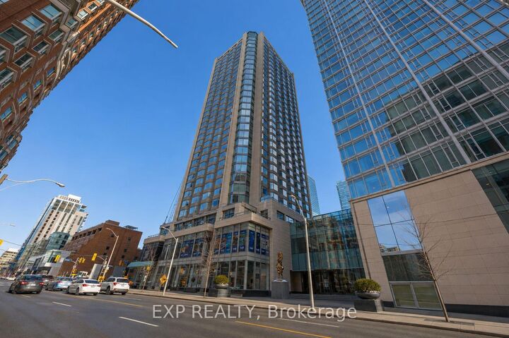 155 Yorkville Avenue 1106 — photo 1