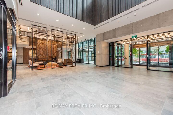 Photo de la propriété: 251 Manitoba Street 606 ON M8Y 0B3