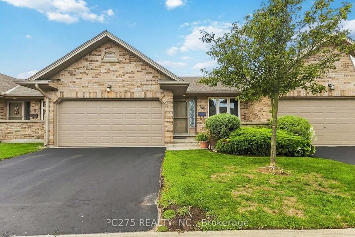 1241 Beaverbrook Avenue 72 — photo 1
