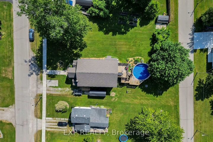 Property Photo: 51181 Broadway Street ON N0L 2J0