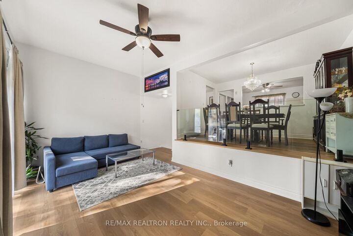 Property Photo: 7 Sebastian Cabot Way ON M3N 2T4
