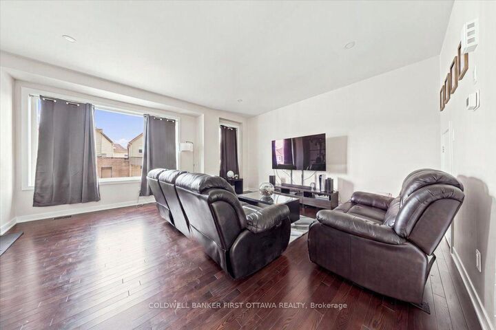 Property Photo: 380 Appalachian Circle ON K2J 6X3
