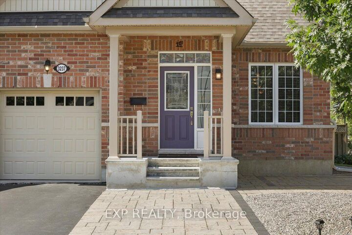 Property Photo: 3237 Harvester Road ON K0G 1J0