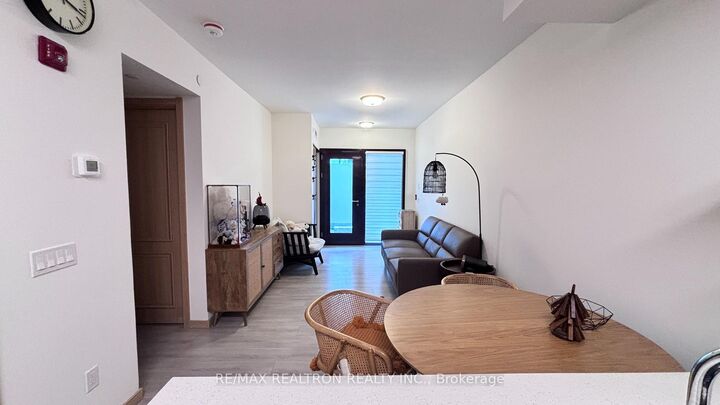 Property Photo:  50 Morecambe Gate B102  ON M1W 2N6 