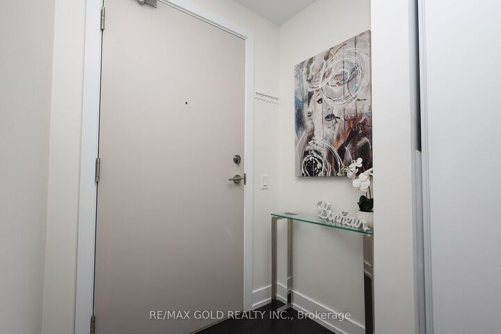 225 Veterans Drive 408 — photo 1