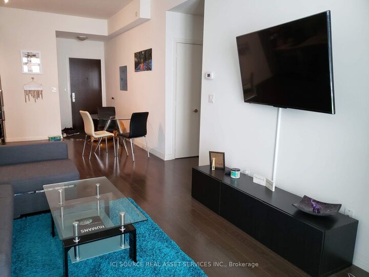 Property Photo:  460 Adelaide Street E 901  ON M5A 0E7 