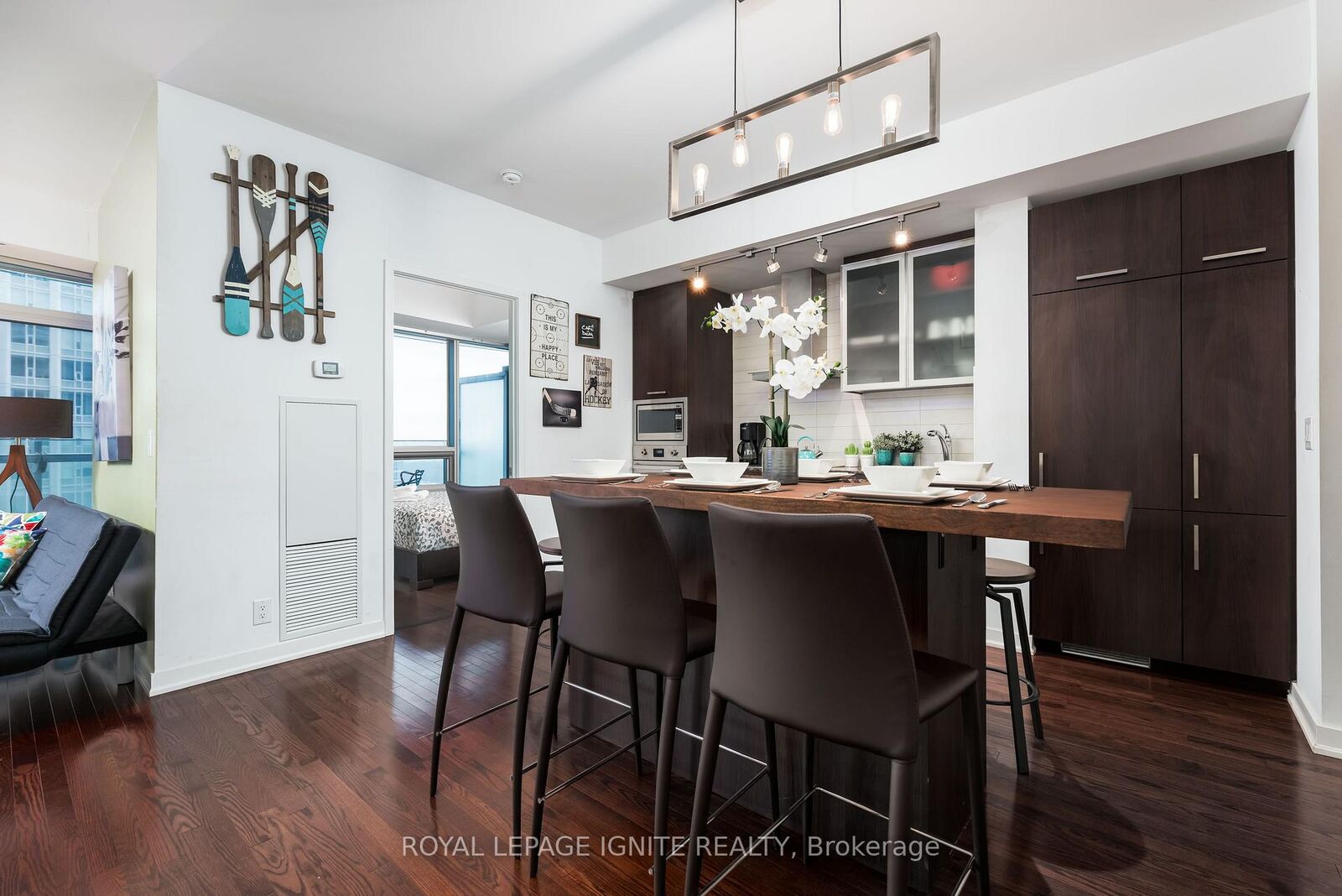 Property Photo:  14 York Street 3303  ON M5J 0B1 