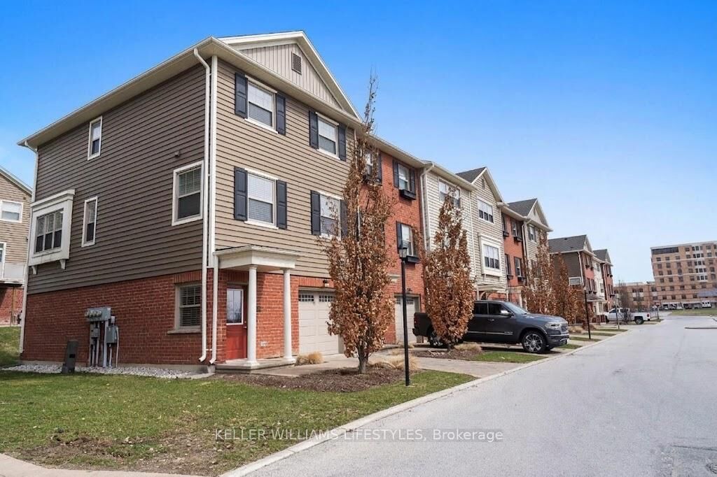 Property Photo:  3025 Singleton Avenue 52  ON N6L 0E6 